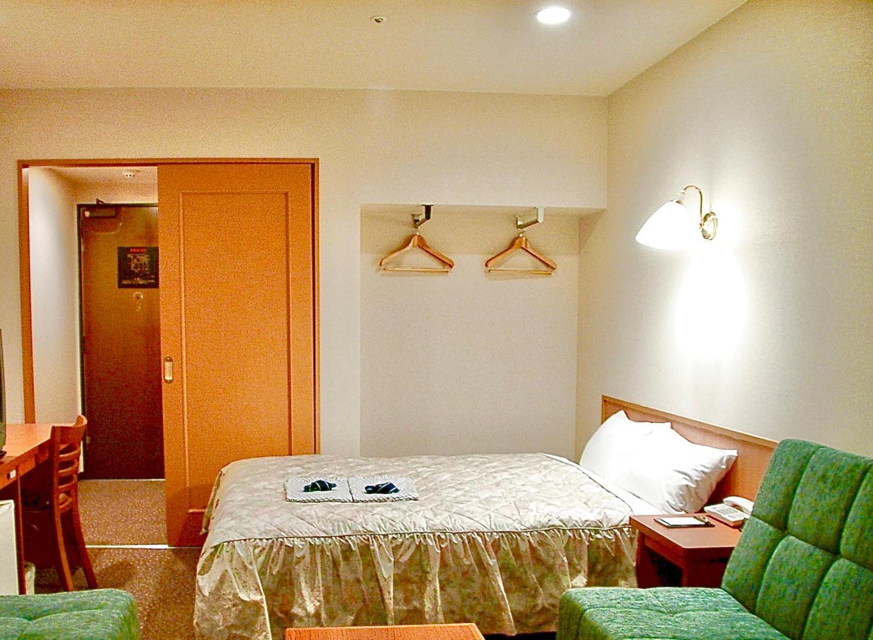 Himeji Ekimae Universal Hotel Minamiguchi المظهر الخارجي الصورة
