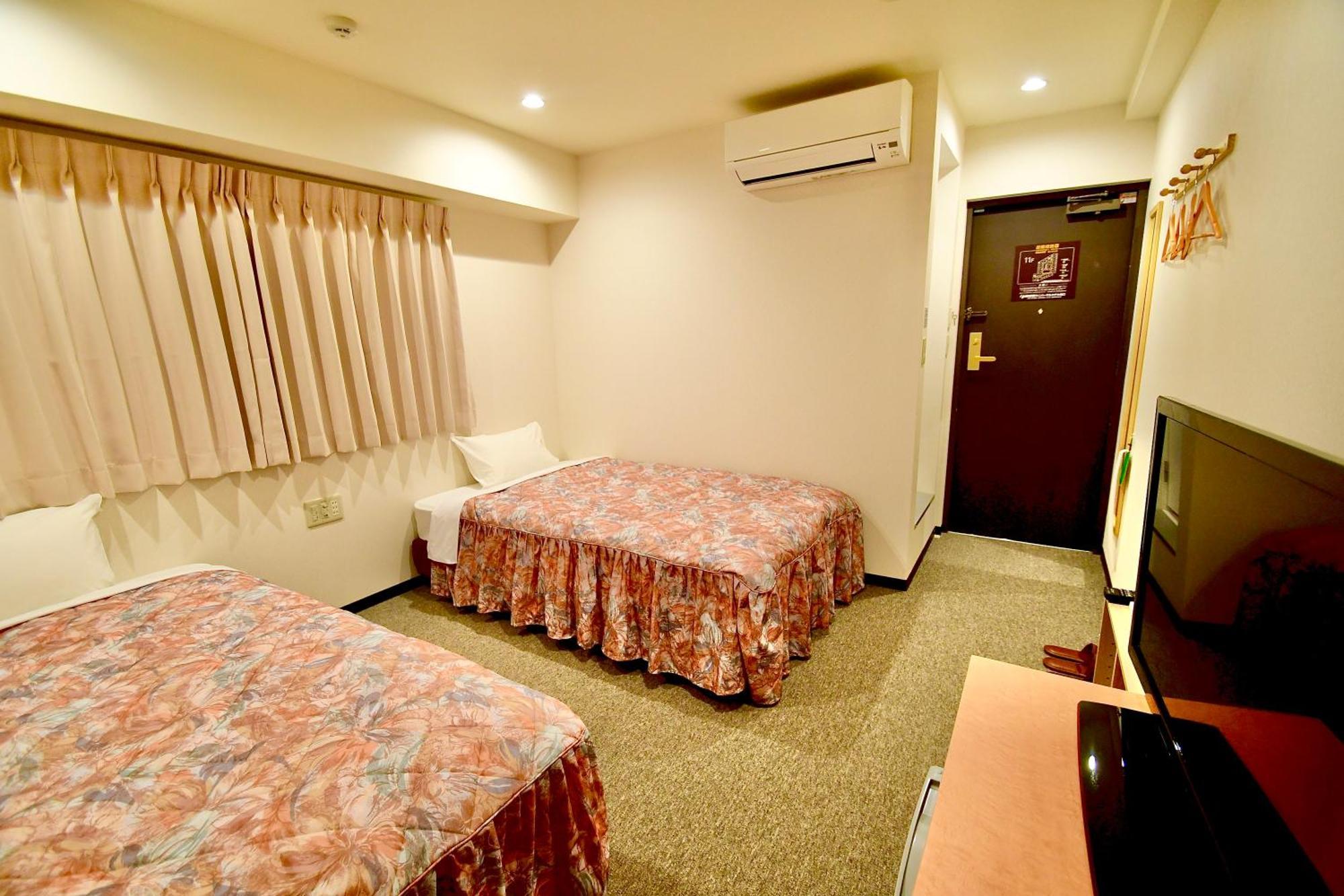 Himeji Ekimae Universal Hotel Minamiguchi المظهر الخارجي الصورة