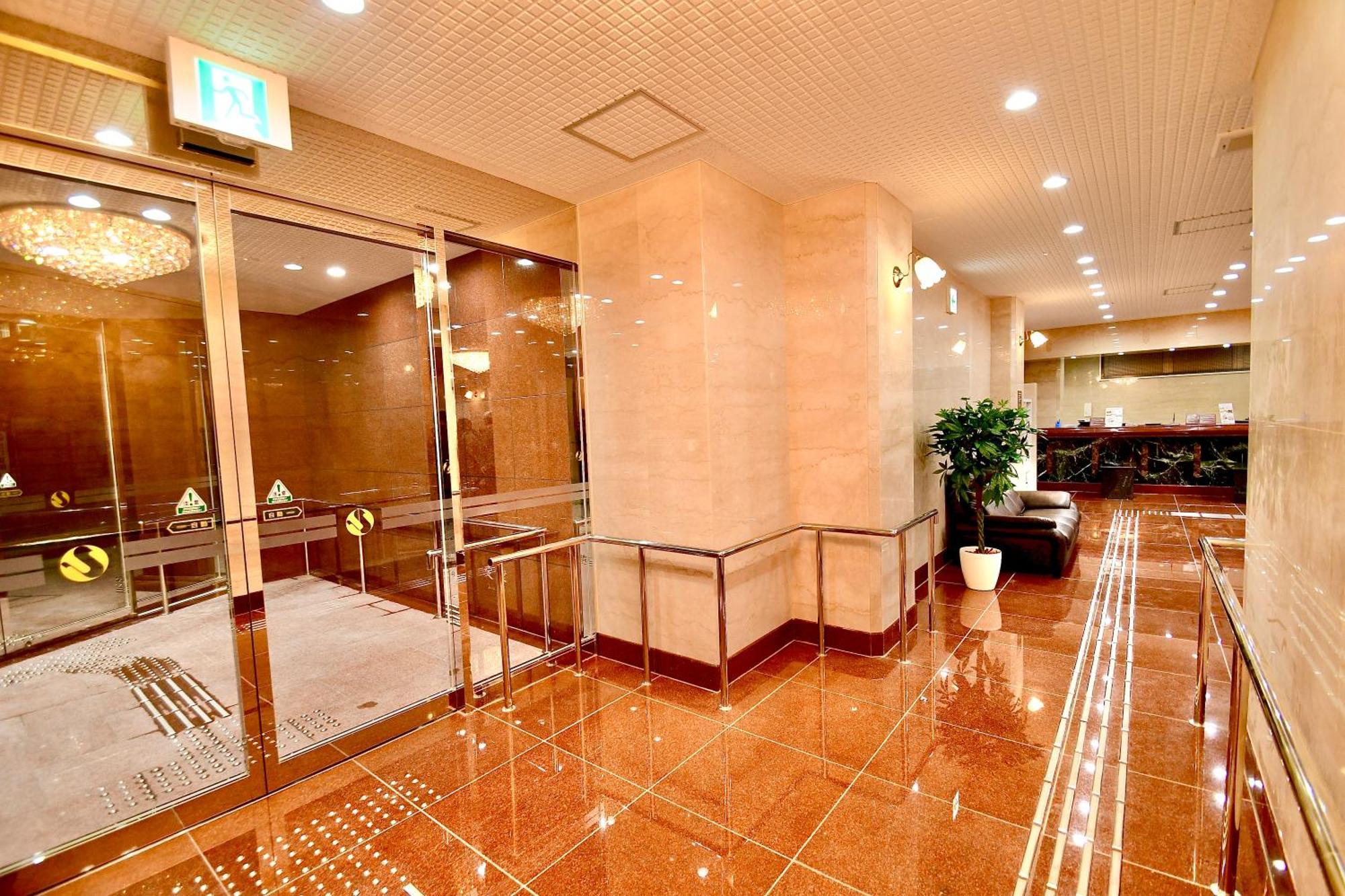 Himeji Ekimae Universal Hotel Minamiguchi المظهر الخارجي الصورة