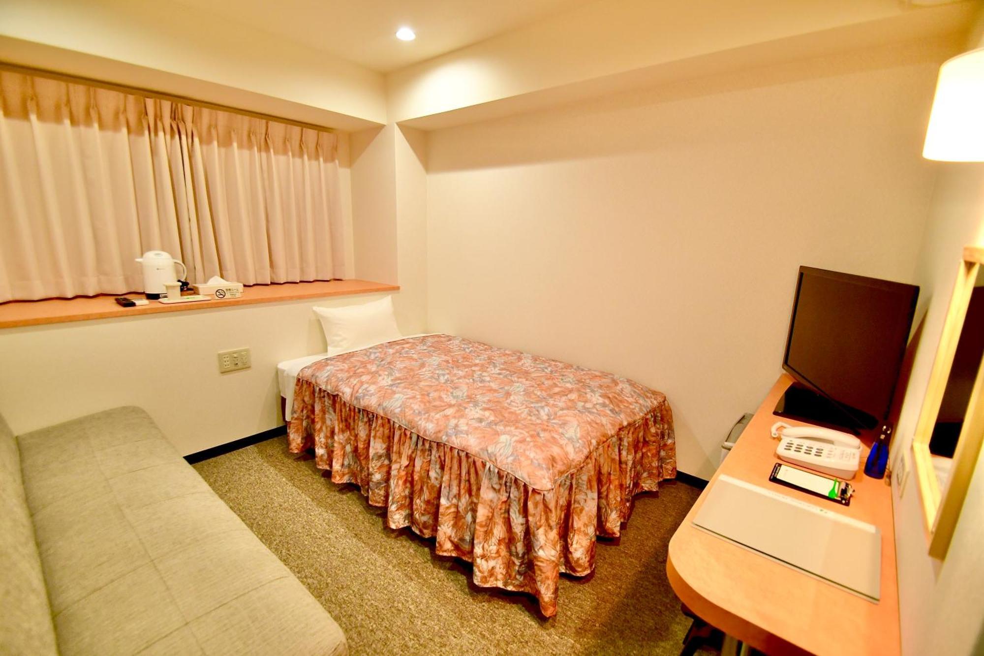 Himeji Ekimae Universal Hotel Minamiguchi المظهر الخارجي الصورة